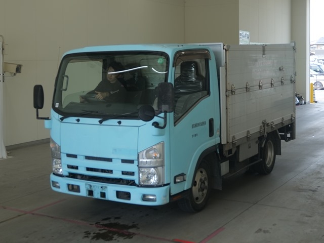 ISUZU ELF 2011