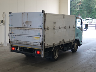 ISUZU ELF 2011