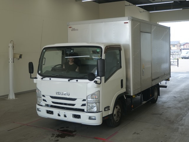 ISUZU ELF 2016
