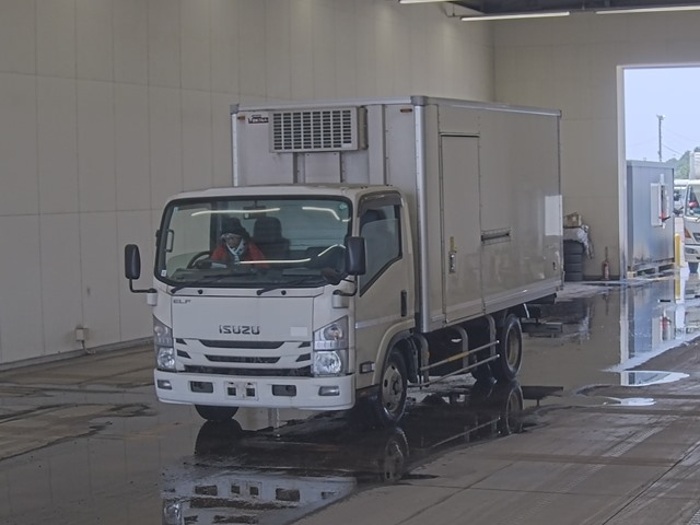 ISUZU ELF 2020