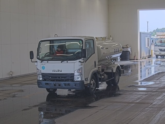 ISUZU ELF 2016