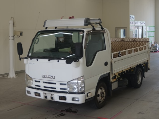 ISUZU ELF 2011