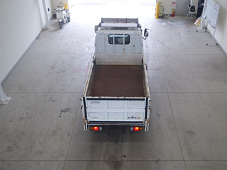 ISUZU ELF 2011