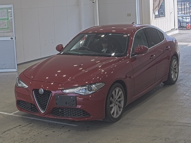 ALFAROMEO GIULIA 2018