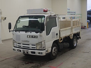 ISUZU ELF 2011