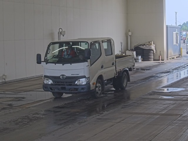 HINO DUTRO 2018