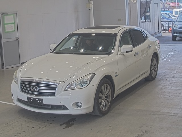 NISSAN FUGA 2012