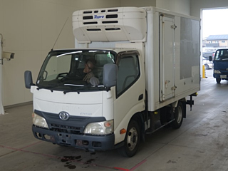TOYOTA DYNA 2012