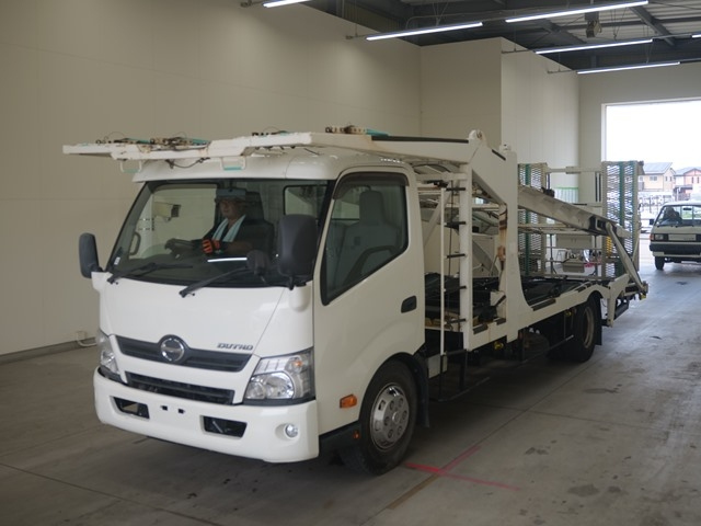 HINO DUTRO 2016