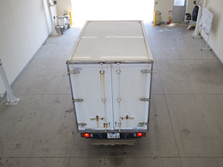 ISUZU ELF 2009