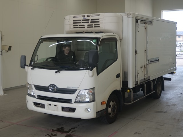 HINO DUTRO 2014