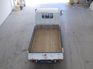 ISUZU ELF 2011