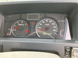 ISUZU ELF 2015