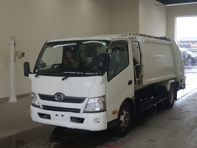 HINO DUTRO 2011