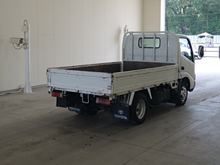TOYOTA DYNA 2009