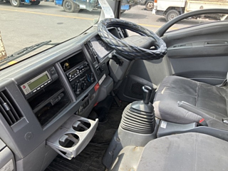 ISUZU ELF 2013