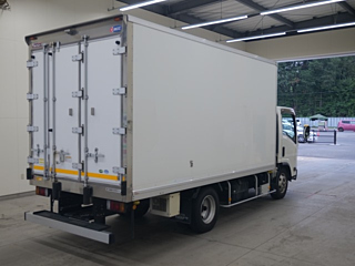 ISUZU ELF 2017