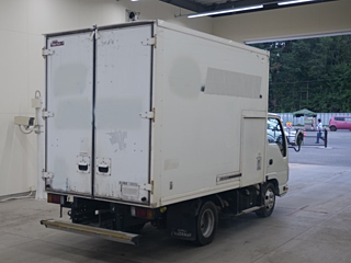 ISUZU ELF 2010