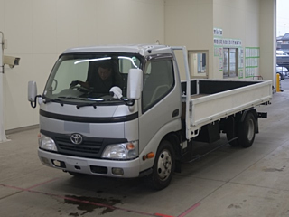 TOYOTA DYNA 2011
