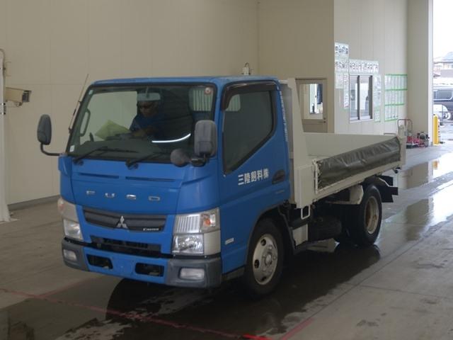 MITSUBISHI CANTER 2012
