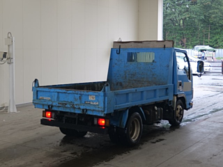 ISUZU ELF 2012