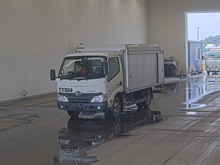 HINO DUTRO 2015