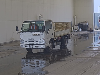 ISUZU ELF 2009