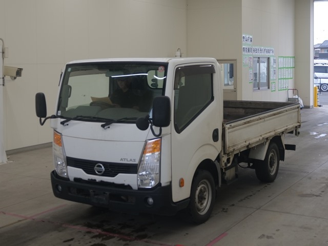 NISSAN ATLAS 2017