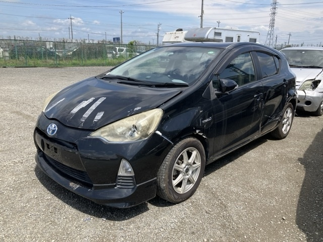 TOYOTA AQUA 2013