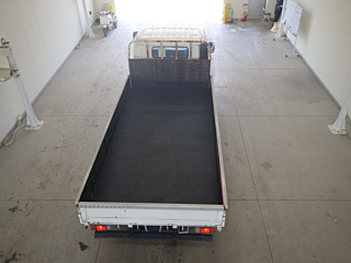 TOYOTA DYNA 2011