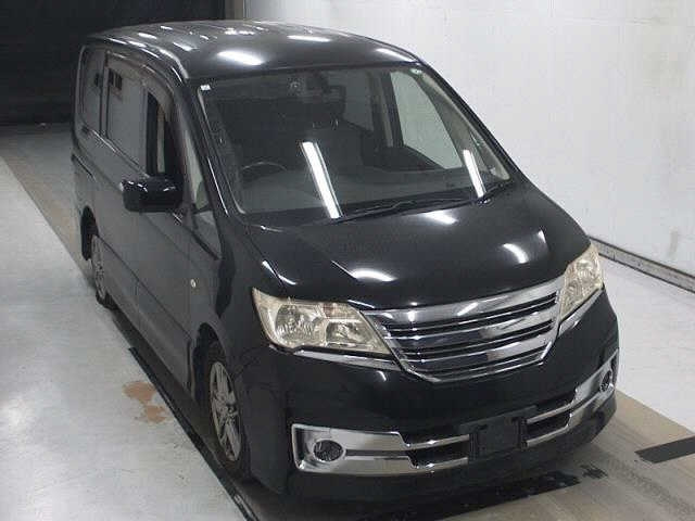 NISSAN SERENA 2011