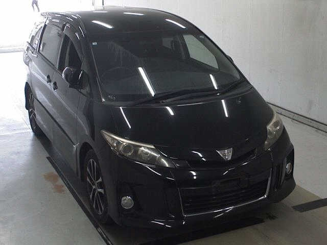 TOYOTA ESTIMA 2013