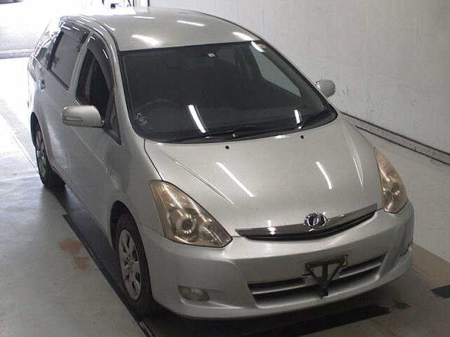 TOYOTA WISH 2008