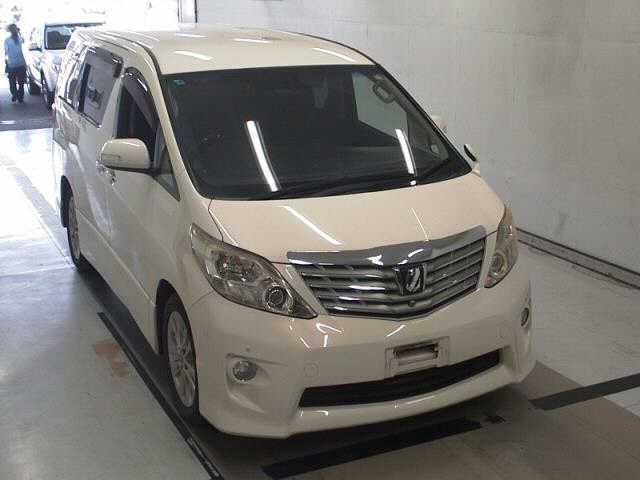 TOYOTA ALPHARD 2010