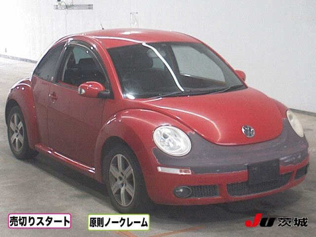 VOLKSWAGEN NEW BEETLE 2010