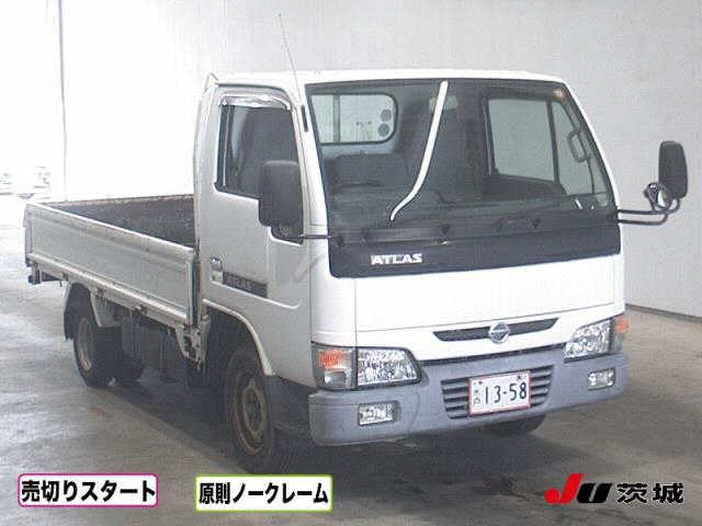NISSAN ATLAS 2005