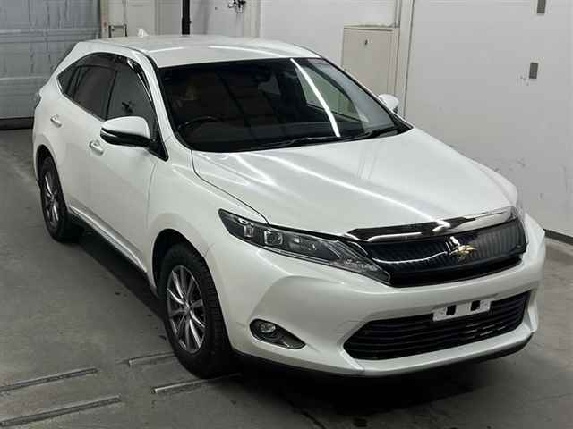 TOYOTA HARRIER 2016