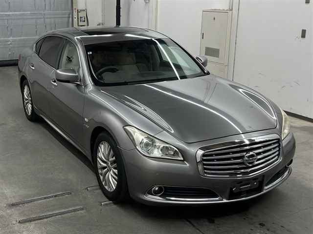 NISSAN CIMA 2012