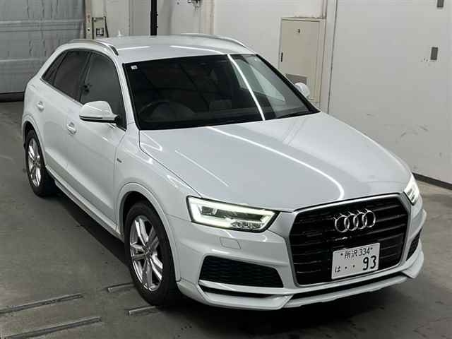 AUDI Q3 2018