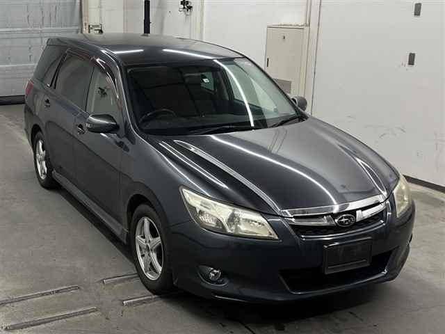 SUBARU EXIGA 2011