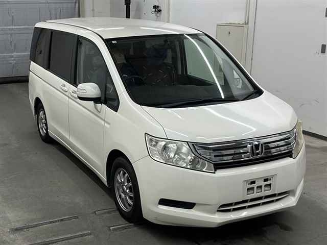 HONDA STEP WAGON 2012