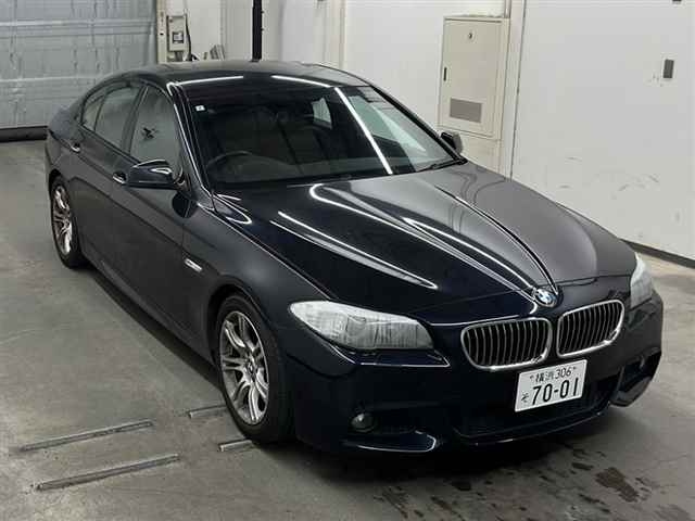 BMW 5 SERIES 2013