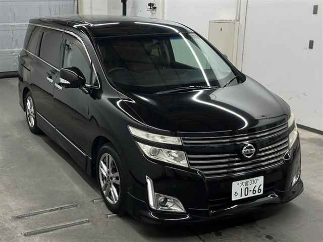 NISSAN ELGRAND 2010