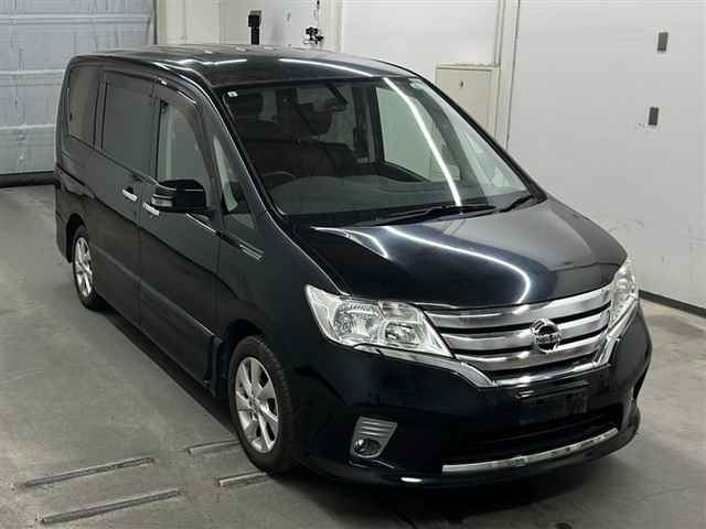 NISSAN SERENA 2011