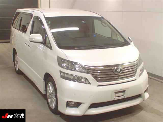 TOYOTA VELLFIRE 2010