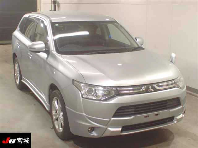 MITSUBISHI OUTLANDER 2012