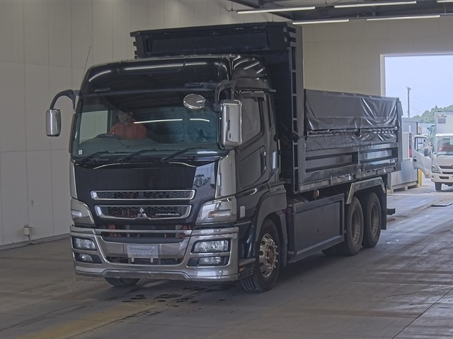 MITSUBISHI SUPER GREAT 2015