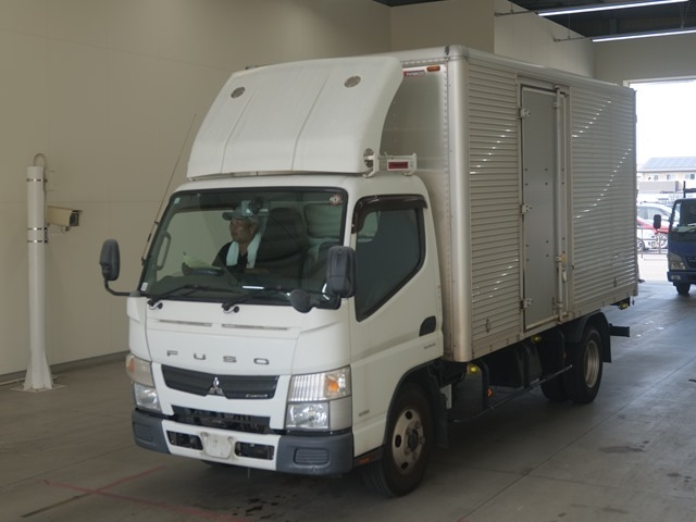 MITSUBISHI CANTER 2015