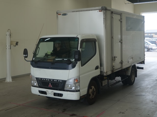 MITSUBISHI CANTER 2006