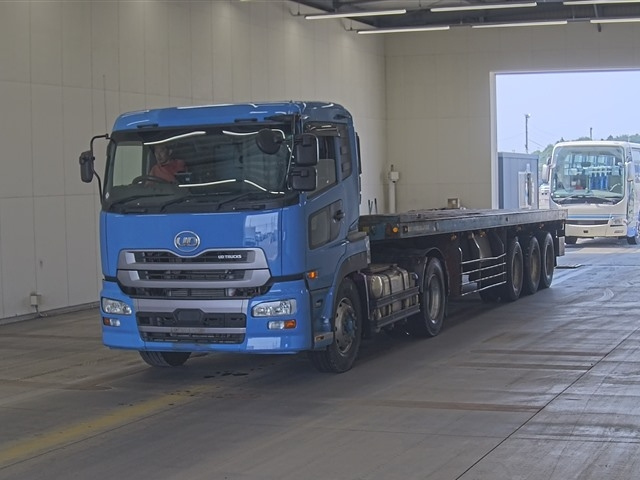NISSAN QUON 2015
